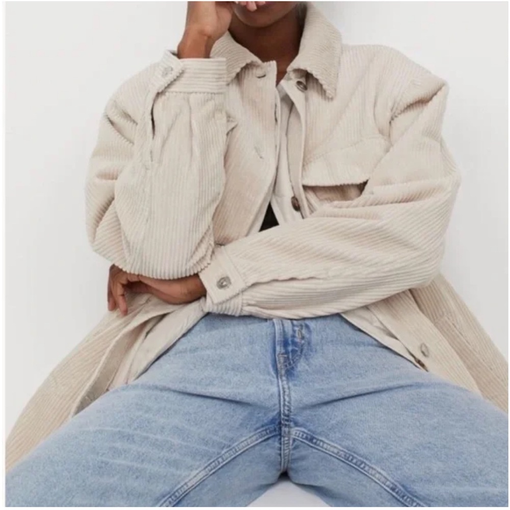 Divided H&M Oversized Corduroy Shacket